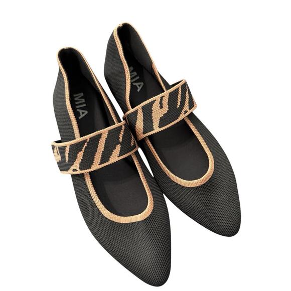 NWOB MIA Madeleine Ballet Flats Mary Janes Black Tan Zebra Print‎ Women Size 6.5 - Picture 1 of 5